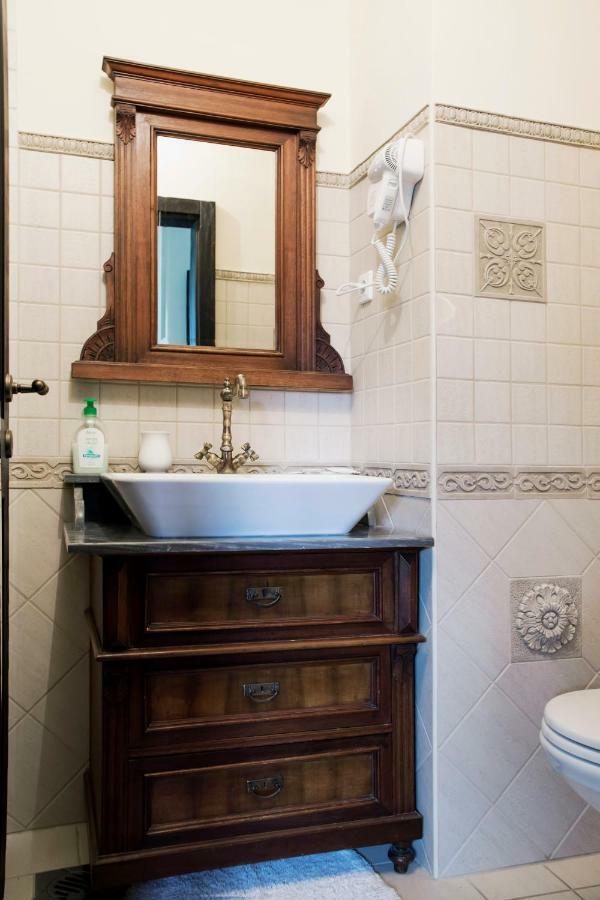 Guesthouse & Apartments Pri Stani Zerovnica エクステリア 写真
